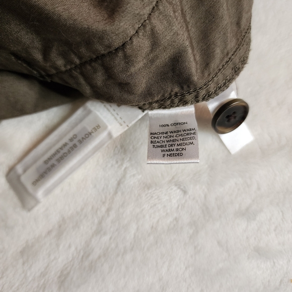 Loft Lightweight Relaxed Fit Cropped With Cuff Pants Size 12 - Picture 7 of 7